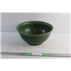Image 1 : Ceramic Green Bowl 11'' - Made in Canada