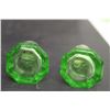 Image 5 : Anchor Hocking Uranium Glass Salt & Pepper Set