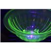 Image 2 : Uranium Glass Small Mixing - 6" Diameter