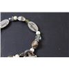 Image 4 : Beads & Mother of Pearl Bracelet - Not Authenticated