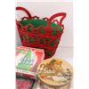 Image 4 : Christmas Decorations: Tinsel, Santa, Coasters, Felt Garland, Baskets,. Misc.