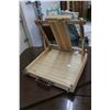 Image 2 : Table top artist easel with storage drawer