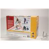 Image 2 : Box McFarlane Toys 12" Bobby Orr figure
