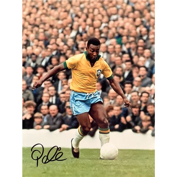 Soccer legend Pele signed photo