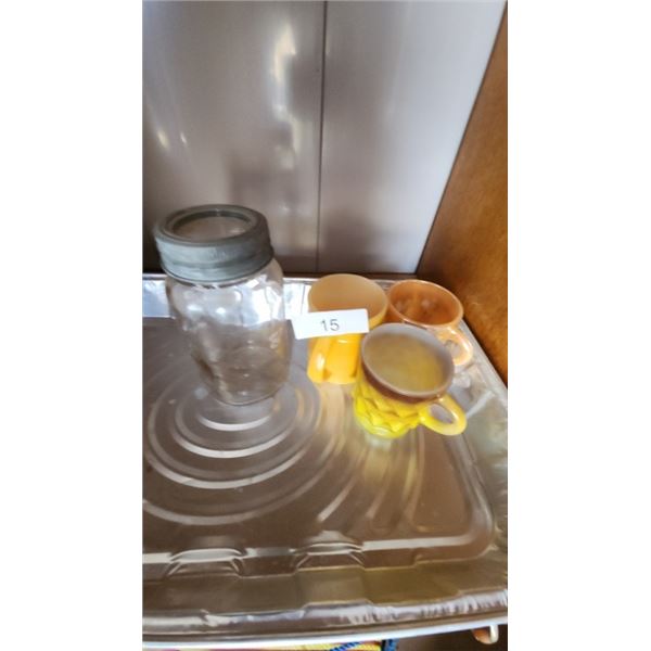 Vintage sealer and 3 coffee mugs