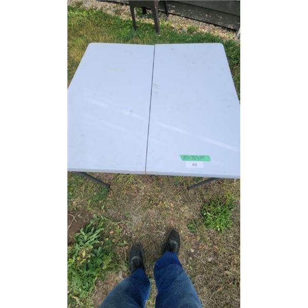 folding table 35" x 35" x29"