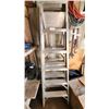Image 1 : Heavy duty aluminum ladder 6'