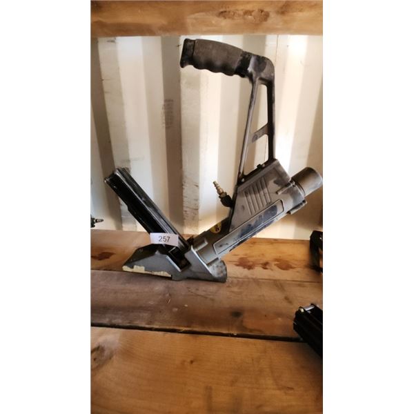 Flooring Nailer
