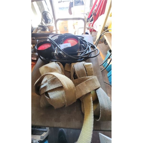 tow lights, straps