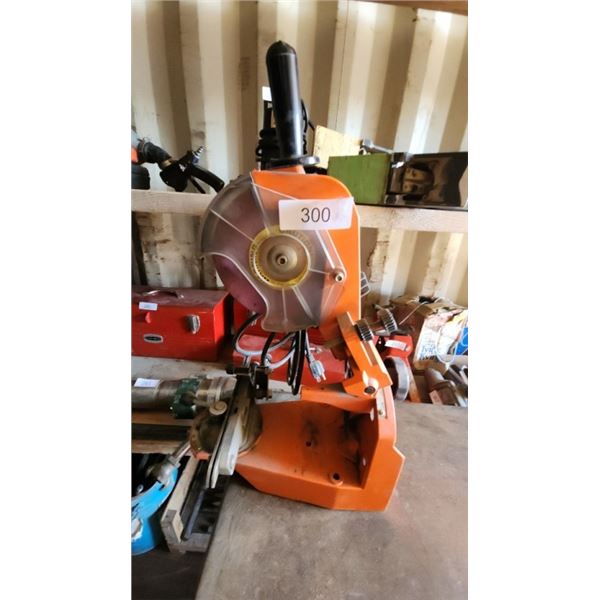 Chainsaw Chain Sharper in working condition