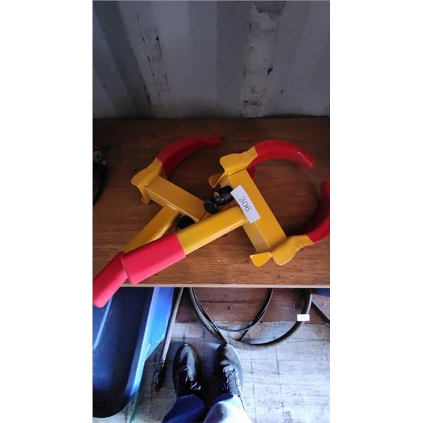 Wheel Lock Clamps