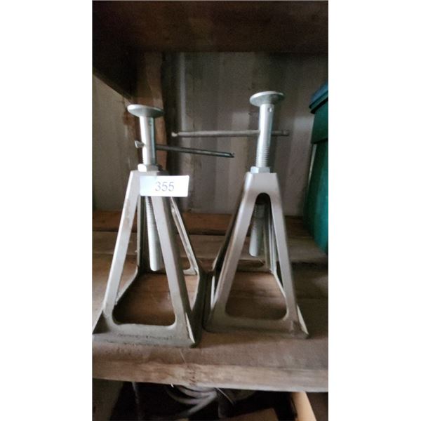 Floor jack Stands
