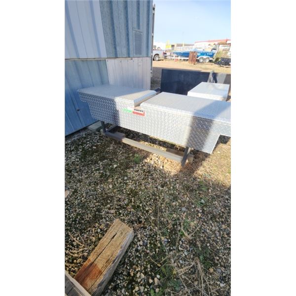 Owens tool box 70" x 20" x 15" Looks Like New