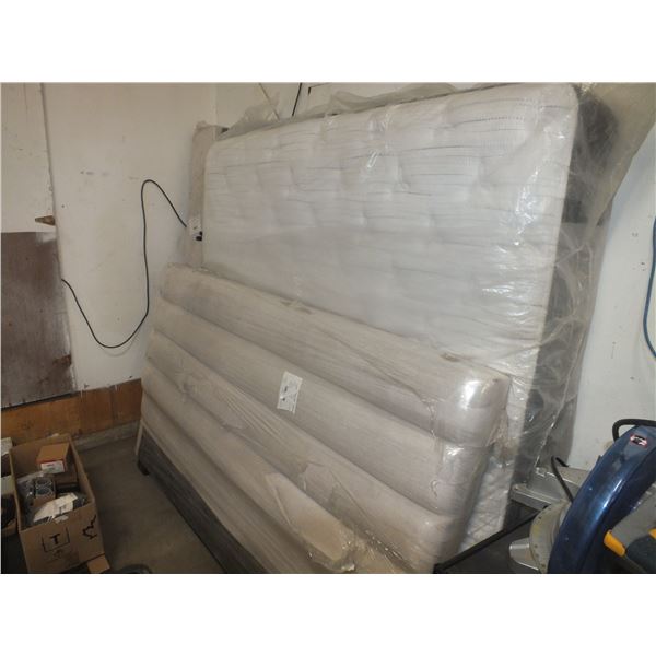 King Sized Bed Frame w/ Mattress