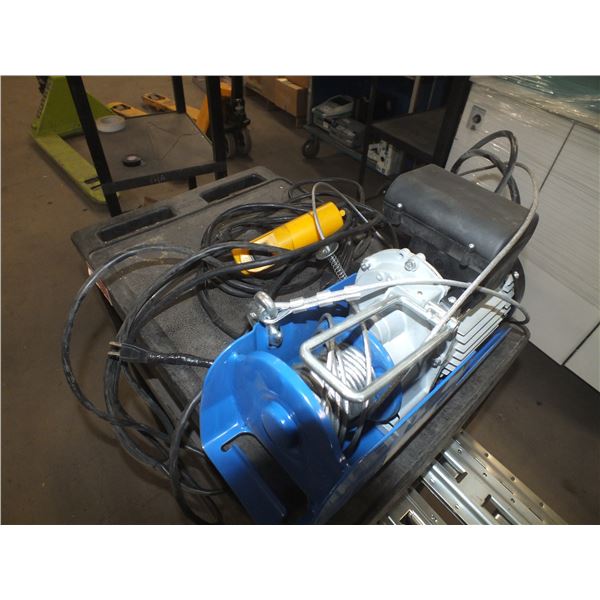 Powerfist 1320lbs Electric Hoist