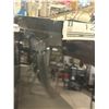 Image 2 : iIMAC (21.5" MID 2011) **CRACKED GLASS**
