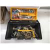 Image 2 : 20" TOOL BOX (WITH CONTENTS)