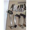 Image 2 : LOT: KITCHEN UTENSILS ASST