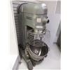 Image 2 : MIXER HOBART H600T WITH BOWL 19"d.