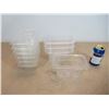 Image 1 : PLASTIC CONTAINER 4"x6.5" x 2.5"/3.5" NEUF