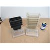 Image 1 : LOT DE 10 PLASTIC CONTAINERS W/ COVERS