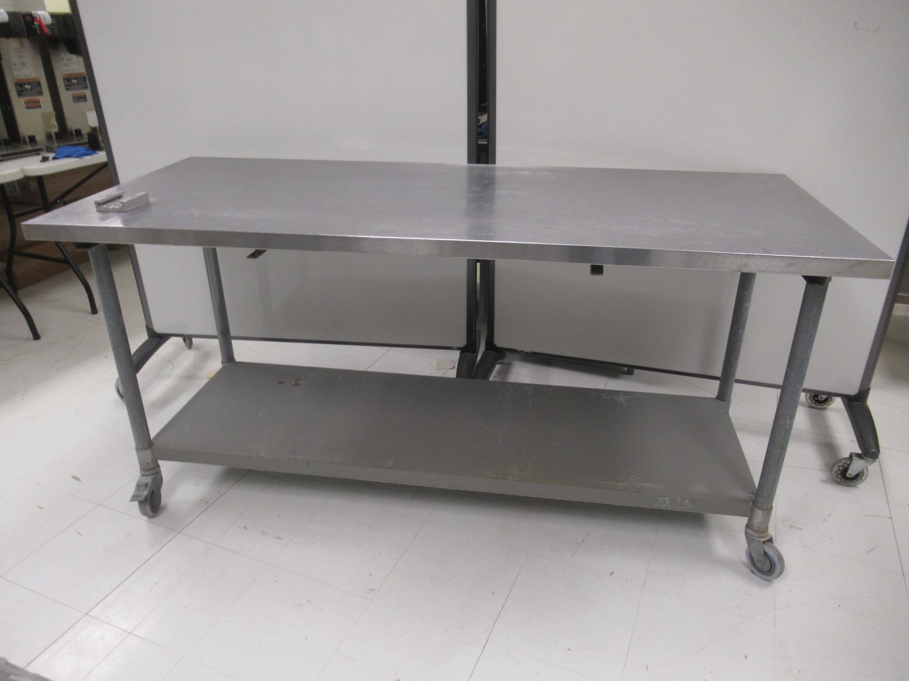 TABLE MOBILE INOX 72
