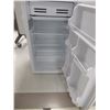 Image 2 : REFRIGERATOR MASTER CHEF 18.5"x17.5"x34