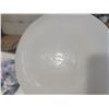 Image 2 : 2 Pyrex bowls & Anchor Hocking dish