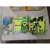 Image 1 : gloves and safety vest (new)