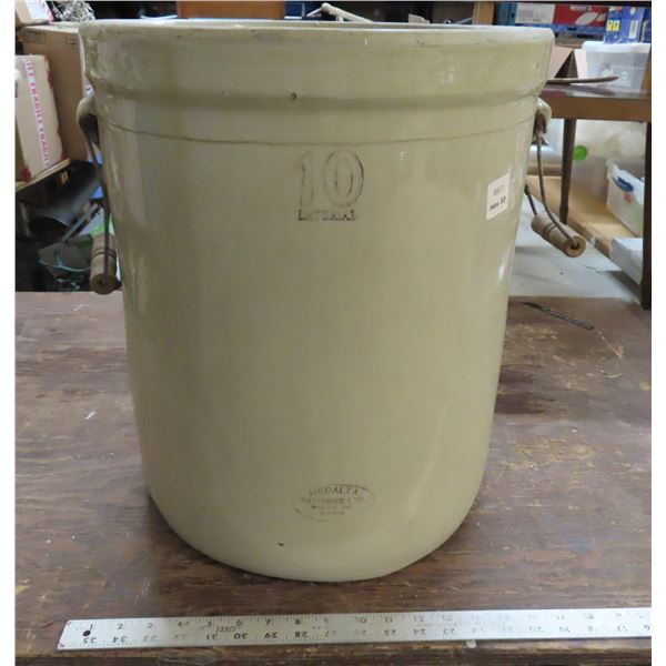 Medalta 10 gallon stone crock small crack