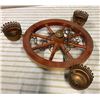 Image 2 : Vintage Wagon Wheel Hanging Lamp