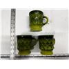 Image 1 : Pyrex Mugs 3