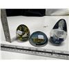 Image 1 : Three Paper Weights