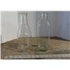 Image 1 : 2 1970's glass milk bottles