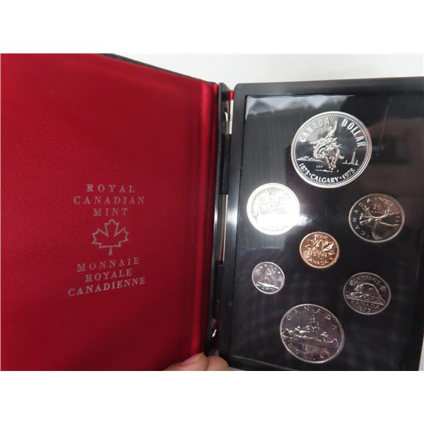 1975 Double Dollar Specimen Set. The Silver Dollar commemorates the 100th Anniversary of Calgary. Po