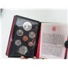 Image 2 : 1976 Double Dollar Specimen Set. The Silver Dollar commemorates the 100th Anniversary of the Library