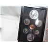 Image 5 : 1976 Double Dollar Specimen Set. The Silver Dollar commemorates the 100th Anniversary of the Library