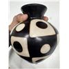 Image 3 : Valeriano Paz Chulucanas Peru Pottery Vase.