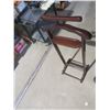 Image 5 : valet suit stand