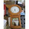 Image 5 : battery operated wall clock