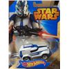 Image 3 : Lot of 3 star wars hot wheel character cars