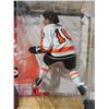 Image 2 : McFarlane's NHL series 4 Bobby Clarke sports hockey figure