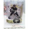 Image 1 : McFarlane's NHL series 17 Evgeni Malkin sports hockey figure