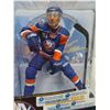 Image 2 : McFarlane's NHL series 2 John Tavares sports hockey figure