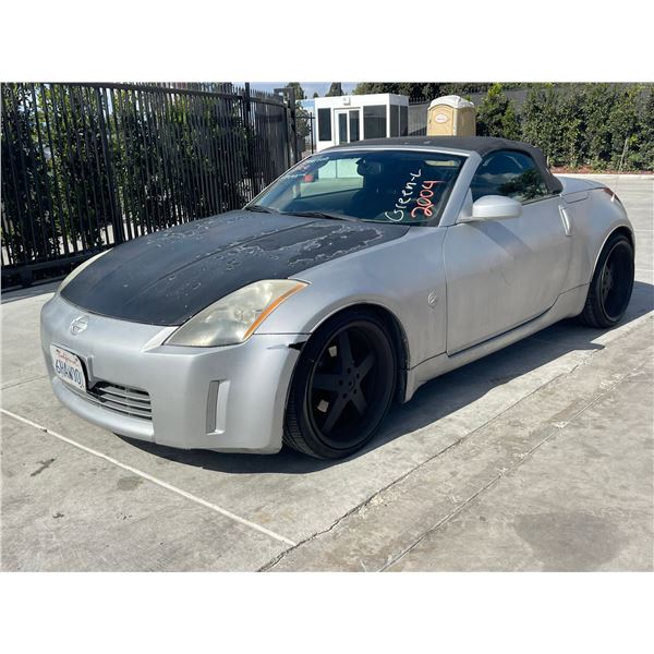 NISS 350Z 2004 T-DONATION