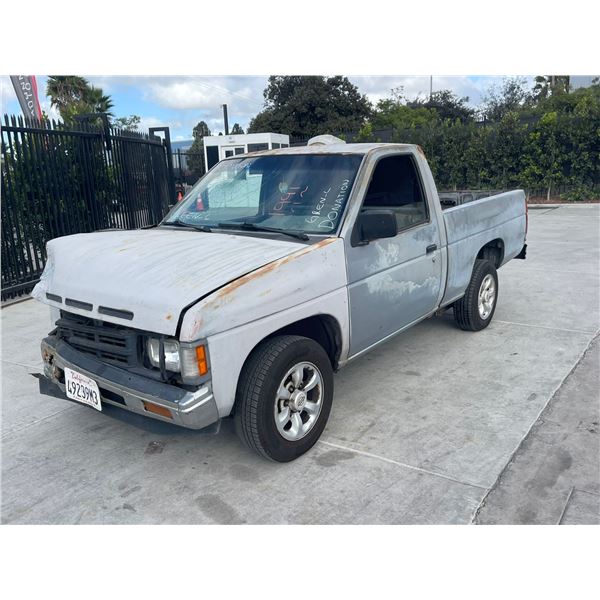 NISS D21 TRUCK 1991 SALV T/DONATION