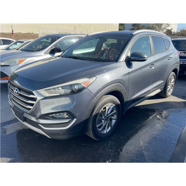 HYUN TUCSON 2017 O/S TITLE 2 DAYS