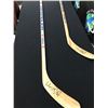 Image 2 : WAYNE GRETZKY SIGNED HESPELER HOCKEY STICK WITH GRIPPER HANDLE (UPPER DECK HOLO)