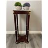 Image 1 : Marble Top End Table With 4 Faux Plants