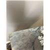 Image 3 : Marble Top End Table With 4 Faux Plants